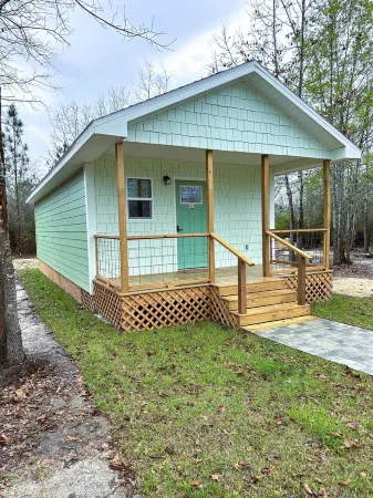 Luxury Cabin At Blackwater Getaway, Short Walk Downhill To The River!