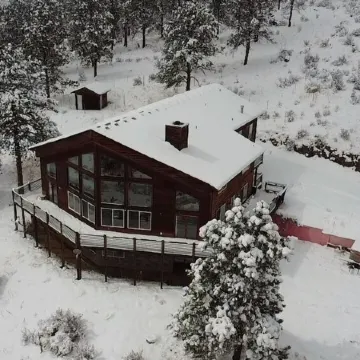 6 Bedroom Mountain Retreat  37 Acres, Close to Hwy 285, Borders National Forest