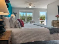 The Edelweiss-NEW! Arcade Room, Hot Tub, Firepit, 5 minutes to town!