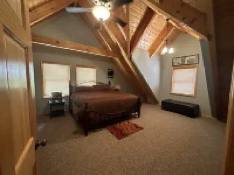 CHARMING & COZY CABIN IN BEAUTIFUL NC MOUNTAINS