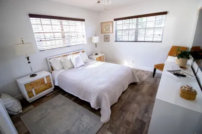 Modern 3 Bedroom Home in Luxurious Lighthouse Point