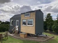 The Cedar Tiny House Hotels in Eyemouth
