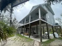 The Marshpad, surrounded by nature, mins to beach in gated community