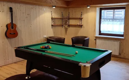 Comfortable 2 room apartment only 200 meters from the valley station.