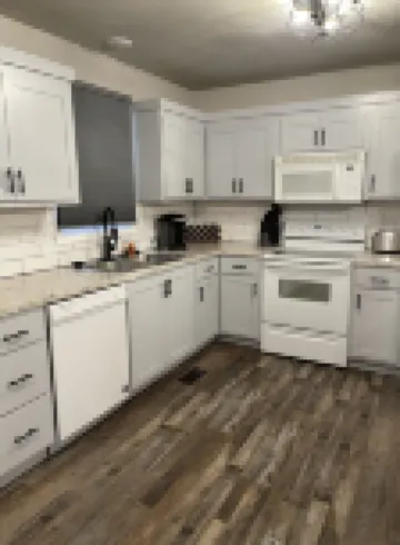 Cozy Modern Farmhouse that Sleeps 8