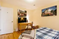 You will love the views of the ocean & location 7 min beach and 15 min Carmel