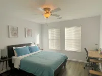 4-Bedroom 2.5-bath Villa Near UTSA Six Flags and Sea World