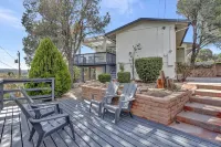 Prescott Retreat - views & minutes to Whiskey Row 야바파이 호텔