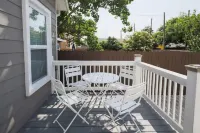 ARI by the Sea | Beach ✭ Master Suite ✭ King Bed