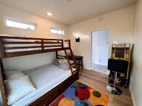 2 bedroom modern home in a private neighborhood10% weekly/15% monthly discount