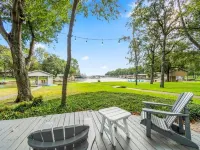 Quiet lakefront cottage a perfect oasis for relaxing with family and friends Payne Springs住宿飯店