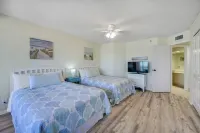 Our Better Place! CBC 1-10D Balconies on Beach & Intercoastal! - Jacuzzi