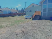 Charming 2-bedroom house with AC, WiFi in North Bend, pets ok, crabbing tools ノース・ベンドのホテル