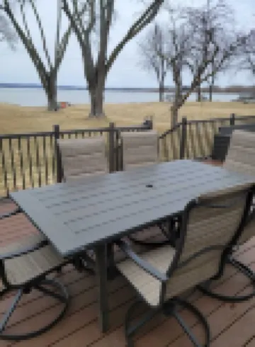 Beautiful Sunrises and Lakefront Views!