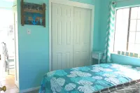 5 Minute Walk to Beach! 3 Br 2 Bath Gorgeous Private Classic California Bungalow