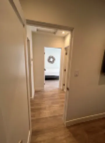 Stylish 2 Bedroom Home in Santa Monica