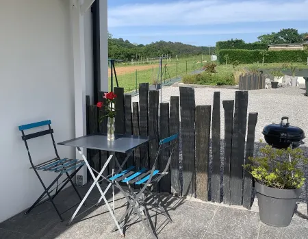 Cottage between sea and mountains with private pool (and heated) - View Pyrenees