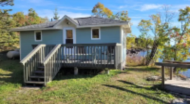 Superior Reflections  Cabin #2 on Lake Superior