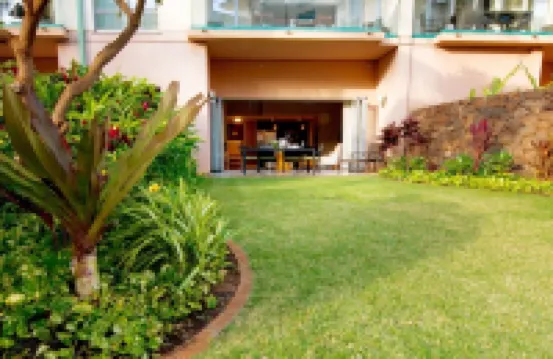 Honua Kai Desired ground floor suite.  Steps to the beach and pools. Suite H116