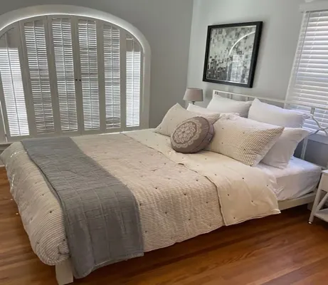 The Heart of Belmont Shore