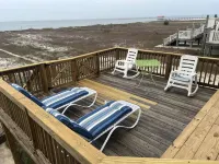 Private Beach, Private Dock,Gorgeous Sunsets over Bay. Bring Dogs. Special Rates