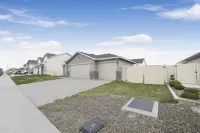 NEW North End Twin Falls house Hotels near Exotic Guppy