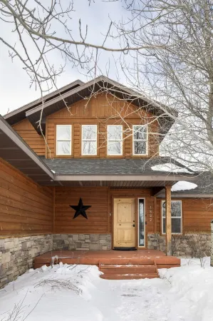 Spacious 5BR w/ Stunning Grand Teton Views + 20 mins from Resort