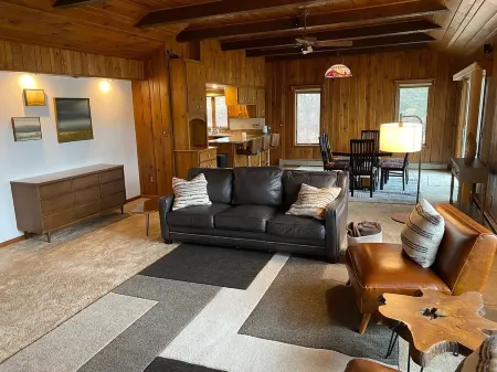 Your Northwoods Waterfront Getaway
