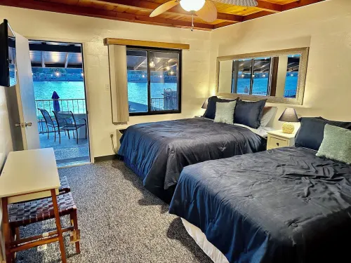 Dock Holiday at Arizona Shores-Parker AZ Private Riverfront Home.  7th NT Free