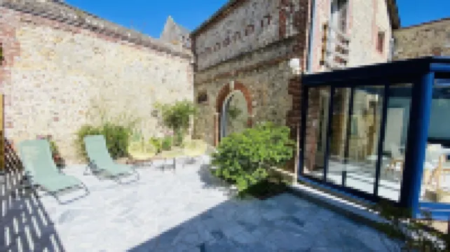 Quiet house with garden and terrace
