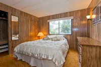 Private Beach Access Trail And Peaceful Wooded Setting