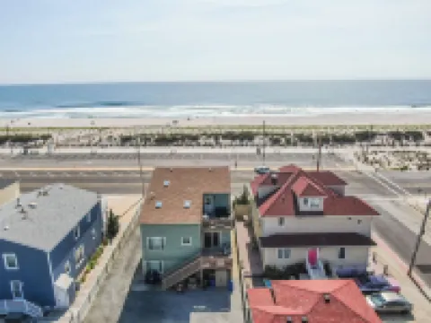 Seaside park oceanfront oasis