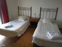 Fantastic rural house "Amaltea" in Candeleda Hoteles en Candeleda
