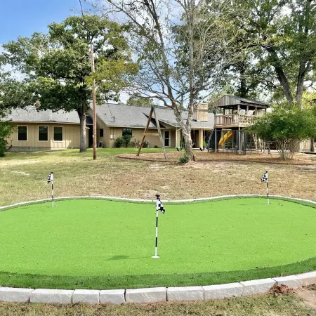 Secluded Whoop Acre Ranch Sleeps 25-Loaded with Entertainment