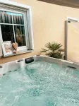 Panorama retreat; incl. private whirlpool