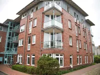 central apartment at Husum harbor with balcony