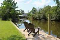 Peaceful Waterfront Summer Escape! Private Dock, 2 Kings