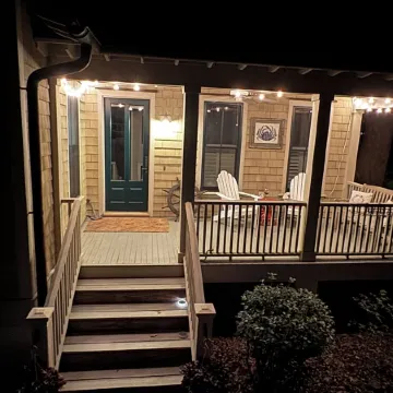 "Nauti-Jayne" coastal cottage in Historic Old Town Bluffton