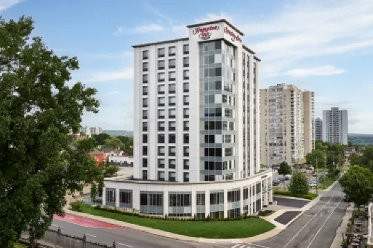 Hampton Inn by Hilton Hamilton Hotels near Dundurn Castle National Historic Site