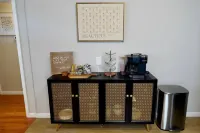 Hillside Haven with King Suite Hotels in Weaverville