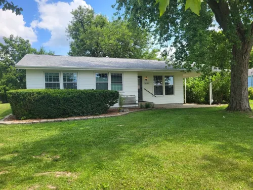 The Groveland Cottage