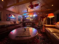 10% off 7+day stays, 20% off 28+ day stays!