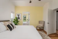 Mountain Family & Pet Home - Hot Tub - Hiking Trail - Valley Back Yard View Hotel a Calaveras County