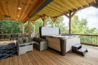 7p salt water Hot Tub/New construction/Amazing view