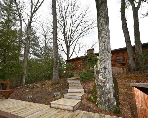 River's Bend Cabin Offers Solitude and Play on the Upper James River Hotels in Botetourt County