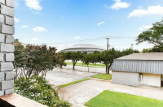 Perfect Arlington, Stadiums, Six Flags, and World Cup, Free Parking Location