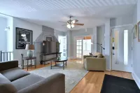 5 bedroom with 5 beds and 2 bathrooms