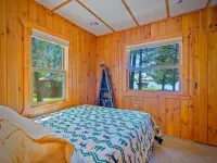 尼克湖畔山林小屋