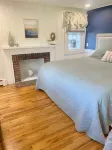 Quiet, Clean West Dennis Home - Walk to Beach Freedom Boat Club 주변 호텔