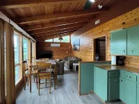 Waterfront Cabin on Bostic Bay Hotels in Lake of the Woods County